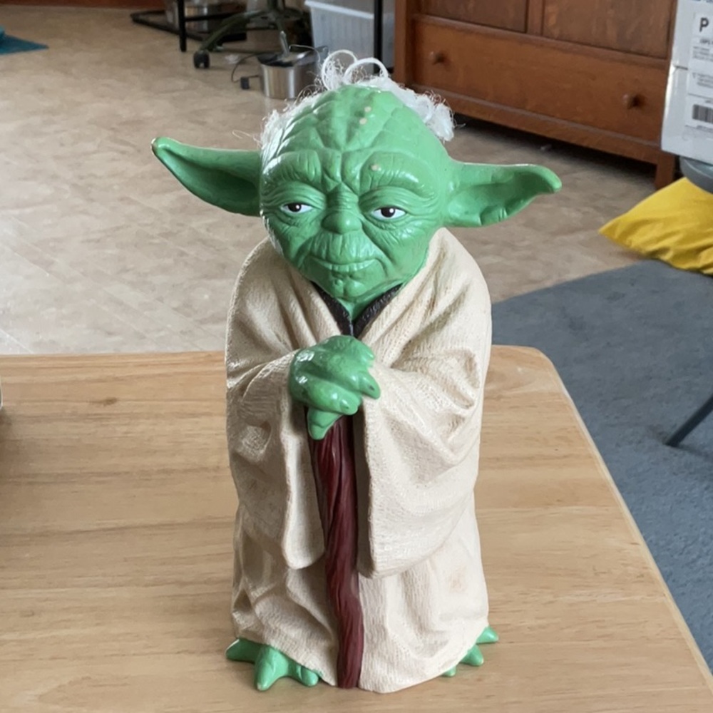Vintage yoda hand puppet